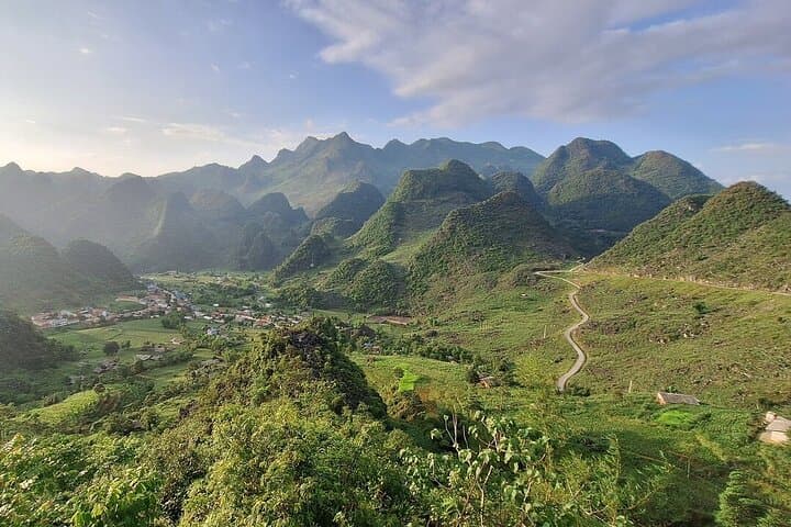 Ha Giang Loop 5-Day Car Journey: Dong Van Plateau, Ma Pi Leng & Lung Cu photo 2