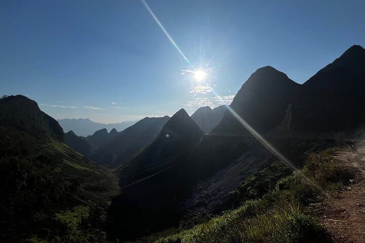 Ha Giang Loop by Car: 4-Day Scenic Drive through the Dong Van Plateau photo 5
