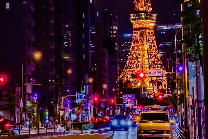 Tokyo Twilight Expedition Car Tour: Night Drive Across Rainbow Bridge, Odaiba & Tokyo Tower