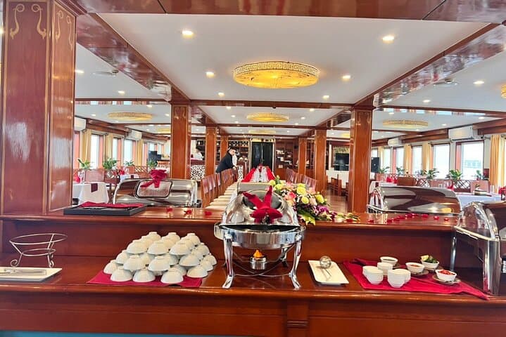 Ha Long Bay 2-Day Crown Legend Overnight Cruise: Kayaking, Caves & Titop Island photo 4