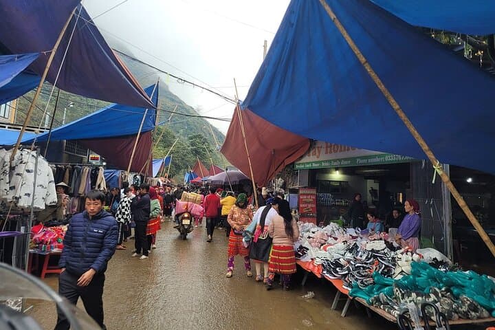 Ha Giang Loop 3-Day Car Tour: Dong Van Plateau, Ma Pi Leng & Lung Cu Flagpole photo 3