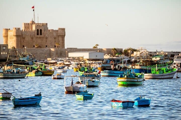 Cairo to Alexandria Day Trip: Pompey’s Pillar, Catacombs & Corniche Stroll photo 2