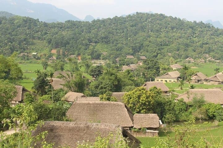 Ha Giang Loop: 4-Day Car Tour to Dong Van, Ma Pi Leng & Lung Cu photo 5