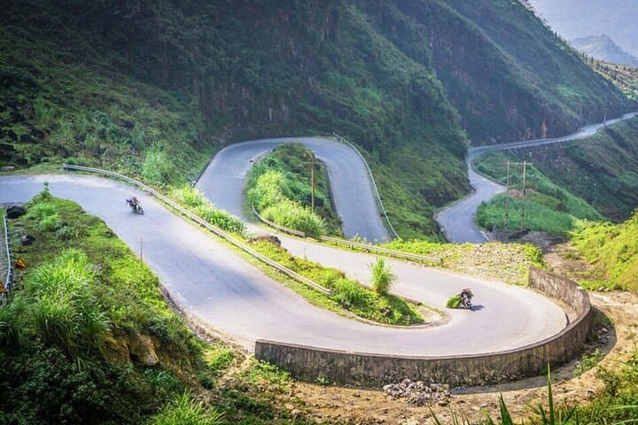 Ha Giang Loop Adventure: 3-Day Road Trip Through Vietnam's Dong Van Karst Plateau photo 4