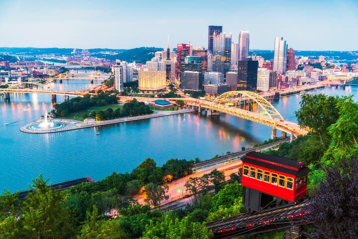 Private Pittsburgh Highlights Tour: Duquesne Incline, Mount Washington & Cultural District photo 5