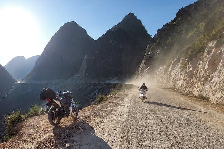 Ha Giang Loop Easy Rider 3-Day Motorbike Tour — Ma Pi Leng & Dong Van Plateau photo 4