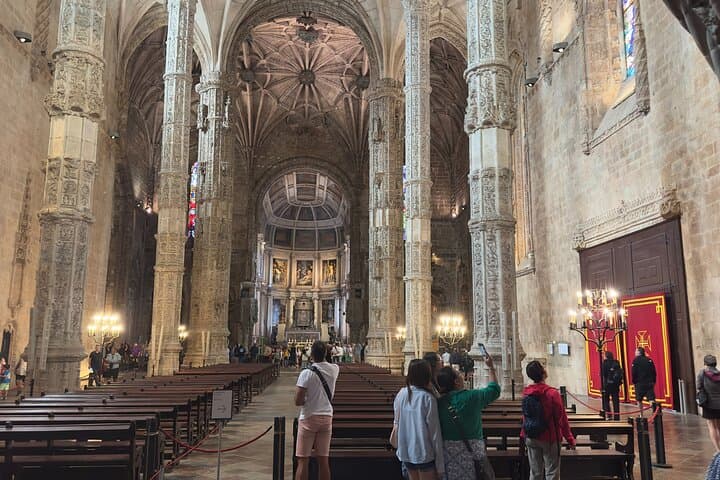 Belem Walking Tour: Pastéis de Belém & Jerónimos Monastery Experience photo 5