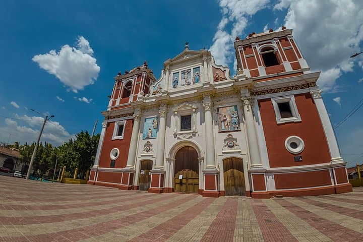 Private Tour to Cerro Negro Volcano and León’s Central Park: Full-Day Excursion from Managua photo 2