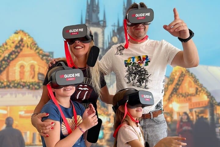Prague Walking Tour with Virtual Reality: Time-Travel Through Old and New Town photo 2