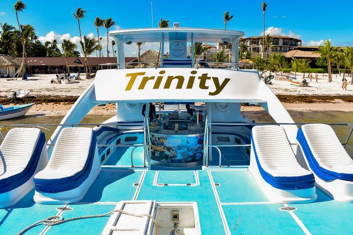 Punta Cana Infinity Hip Hop Boat Party: Snorkel, Natural Pool & Open Bar photo 2