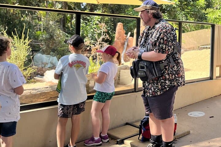 Hands-On Dinosaur & Fossil Zoo Tour + Rockhampton Botanic Gardens Walk photo 3
