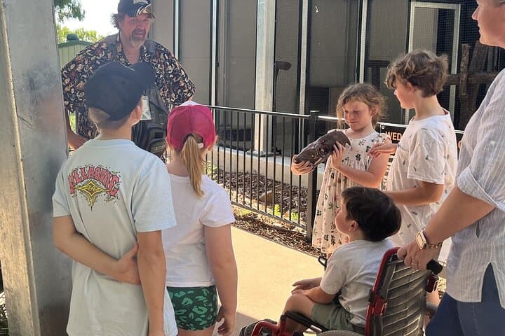 Hands-On Dinosaur & Fossil Zoo Tour + Rockhampton Botanic Gardens Walk photo 4
