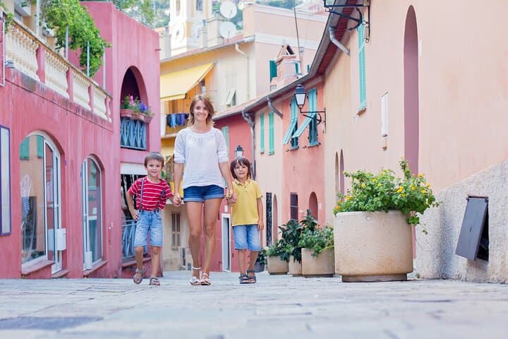 Kid-Friendly Nice City Highlights: Private Guided Family Walking Tour