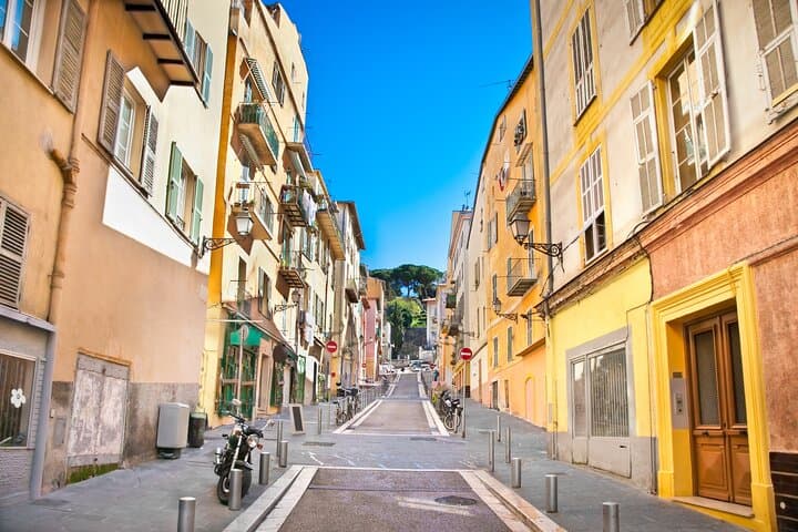 Kid-Friendly Nice City Highlights: Private Guided Family Walking Tour photo 6