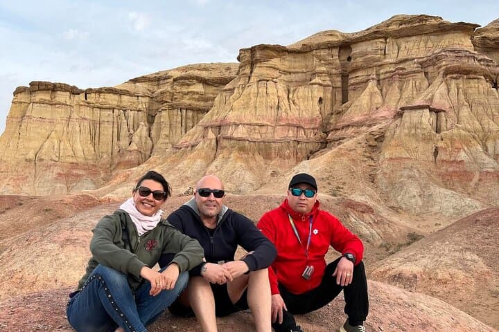 6-Day Private Gobi Desert Expedition: Khongor Dunes, Yol Valley & Nomad Gers photo 4