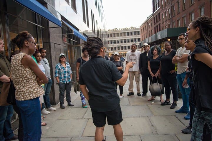 Sarah's Fire: Historical Walking Tour of Manhattan's 1712 Rebellion photo 2