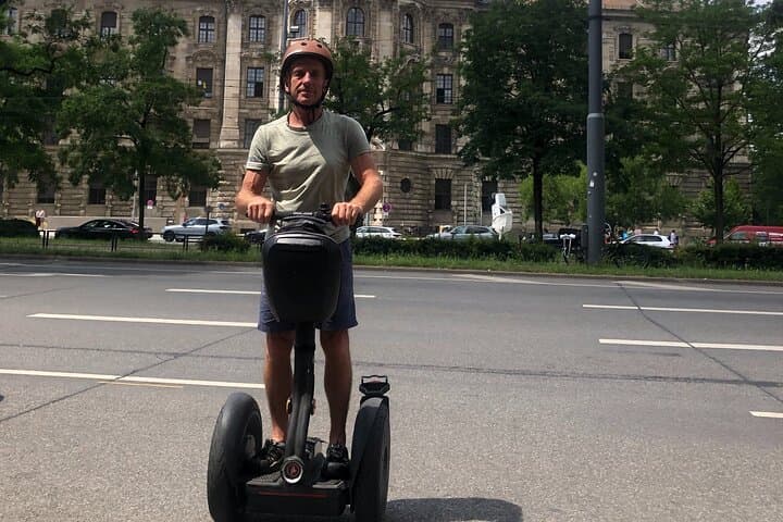 Munich Classical Monuments: Walk, Segway or Bike Tour (3–4 hrs)
