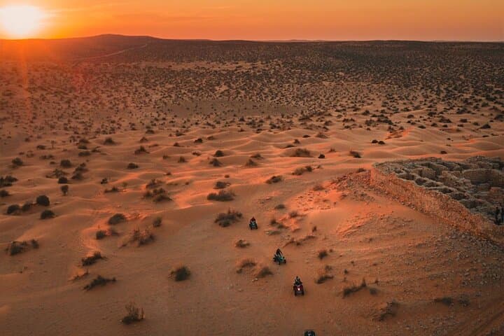 Private Sunset & Dinner Tour to Ksar Hallouf and Ksar Ghilane Oasis photo 5
