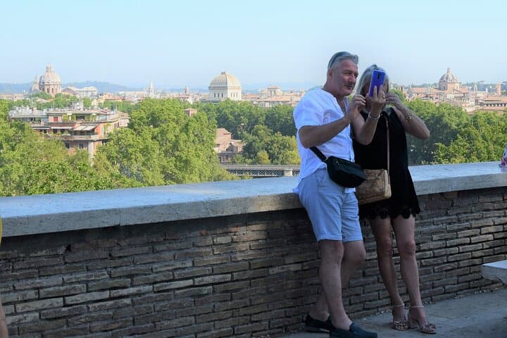 Private Rome Walking Tour: From the Colosseum to the Orange Garden photo 1