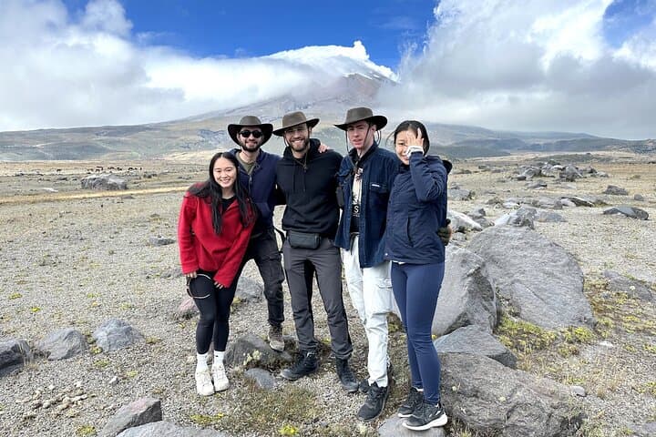 Full-Day Cotopaxi Volcano Hike from Quito: José Rivas Refuge & Limpiopungo photo 4