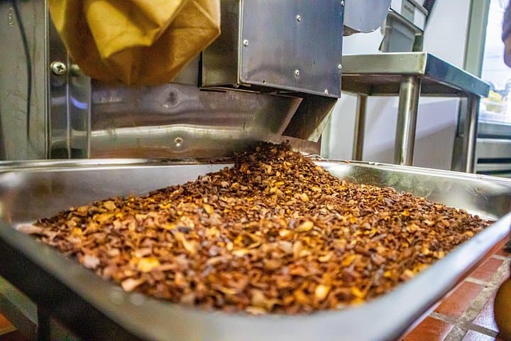 Bean-to-Bar Chocolate Workshop in Cartagena: Montes de María Bean to Bonbon photo 4