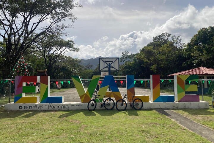 El Valle de Antón Bike Rentals: 3-Hour Mountain & E‑Bike Adventures photo 3