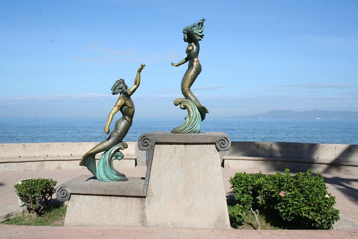 Puerto Vallarta City Tour & Tequila Tasting — Malecon, Los Arcos & Romantique Zone photo 3