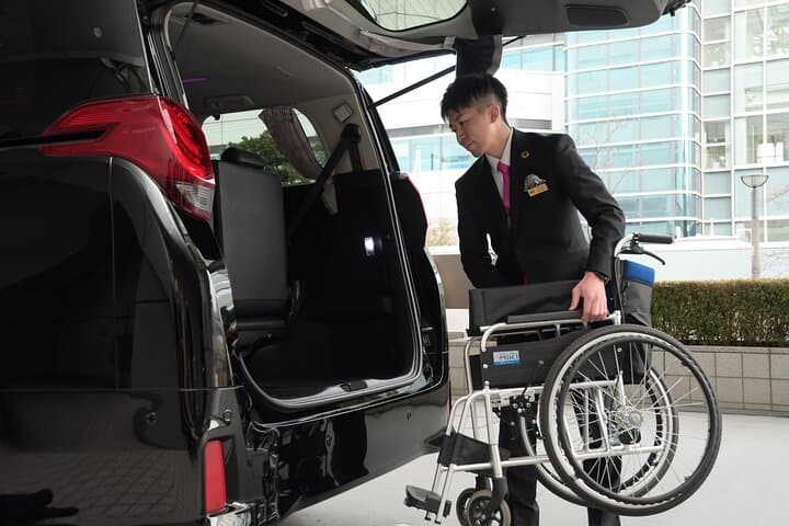 Accessible Full-Day Tokyo Private Tour for Wheelchair Users photo 5