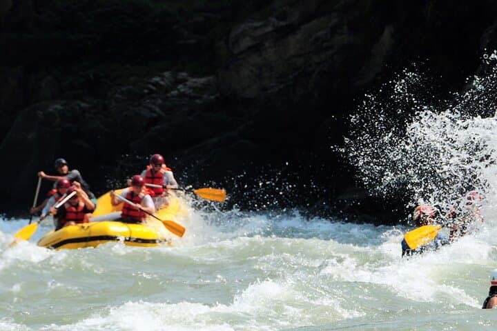 4-Day Kali Gandaki River Rafting from Kathmandu — Multi-Day Whitewater Gorge Expedition photo 2