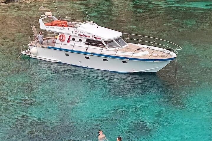 Private Boat Charters Around Malta, Gozo & Comino — Blue Lagoon & Sunset Cruises photo 4