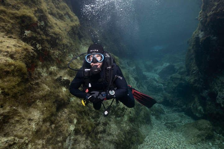 Shore Dives in Vouliagmeni: Guided SCUBA for Certified Divers in Athens photo 4