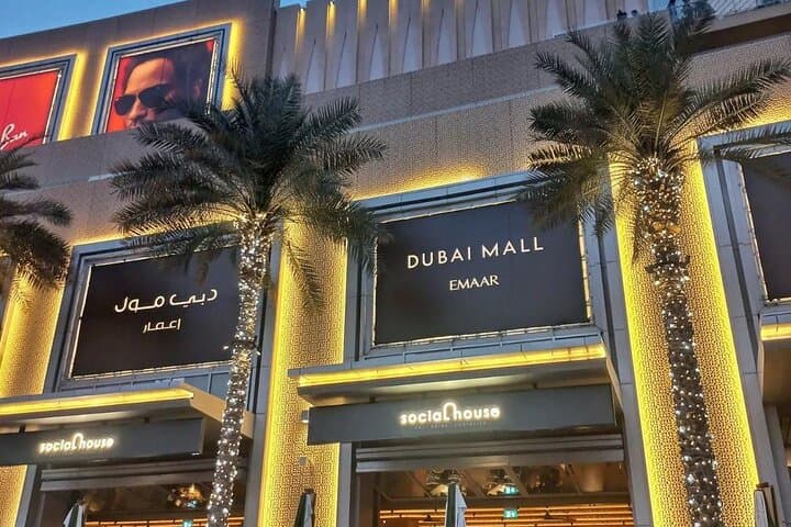 Dubai Mall Two-Way Transfer: Burj Khalifa, Dinner & Aquarium Shuttle photo 2