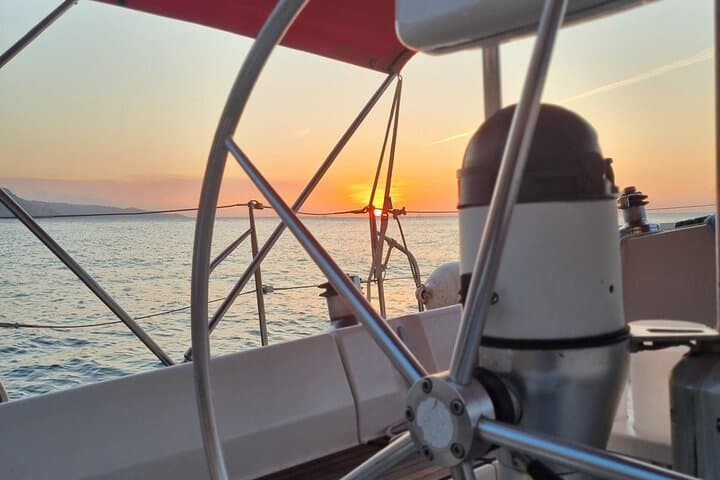 Private sailing with aperitif in Barcelona - sunset & day cruises photo 4