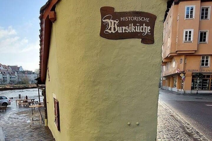Regensburg Private Historical and Culinary Walking Tour photo 3