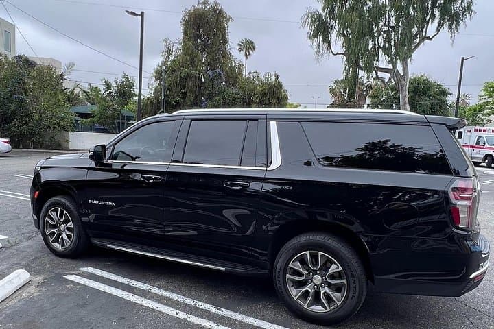 Private Los Angeles to Palm Springs Transfer — Chevy Suburban Shuttle with Wi‑Fi photo 2