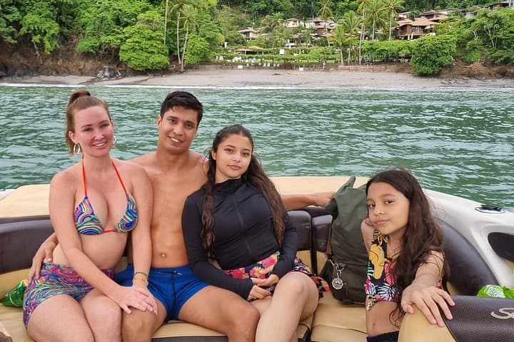 Private Boat Tour to Tortuga Island: Snorkel, Monkey-Spotting & Sub-Wings from Jaco photo 2