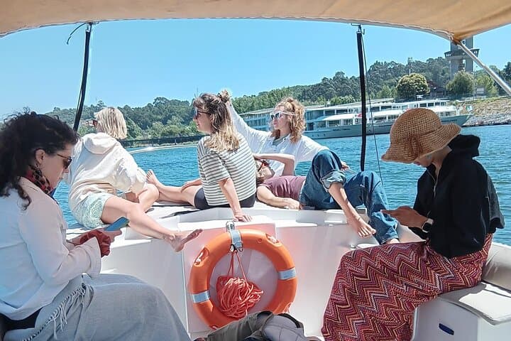 Douro River 6 Bridges Cruise in Porto — Day & Sunset Wine Cruise photo 2
