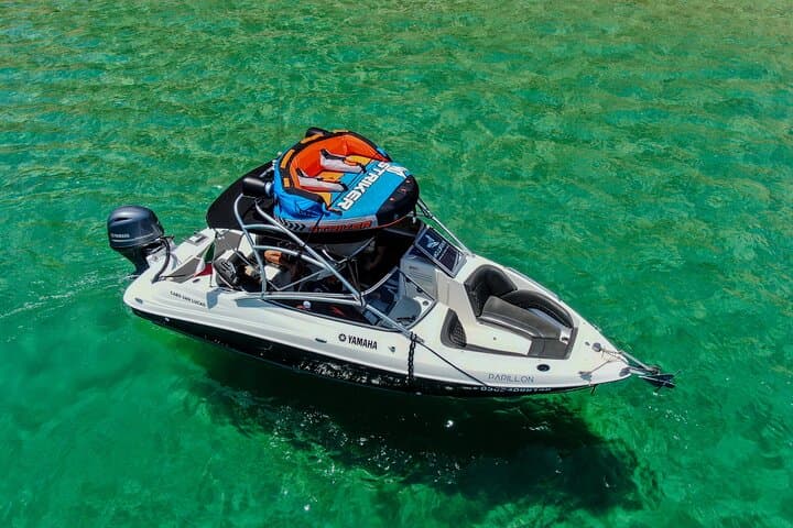 Yamaha 28ft Private Boat Rental in Cabo: Snorkel, El Arco & Whale Watching photo 2
