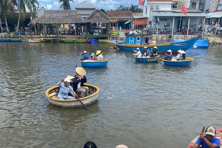 Hoi An Bay Mau Coconut Forest Bamboo Basket Boat Tour (Private) photo 4
