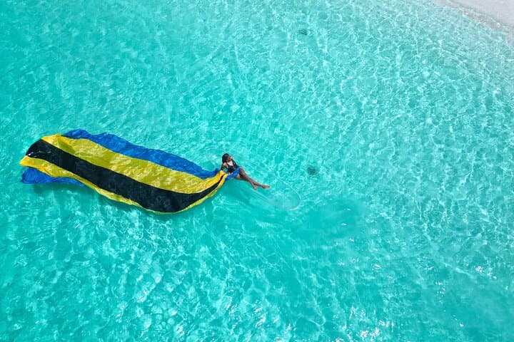 Floating Dress Clear Kayak Photoshoot at Saunders Beach, Nassau photo 3