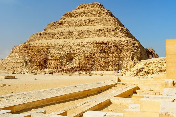 Private Giza, Saqqara & Memphis Tour with Lunch: Pyramids, Sphinx and Step Pyramid photo 6