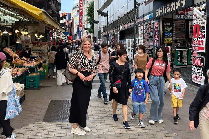 Dine Like a Local: Ueno Market Food Tour with a Friendly Guide photo 3