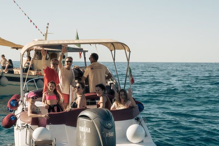 Coastal Cave & Cliff Boat Tour — Private 2-Hour Trip in Polignano a Mare photo 6