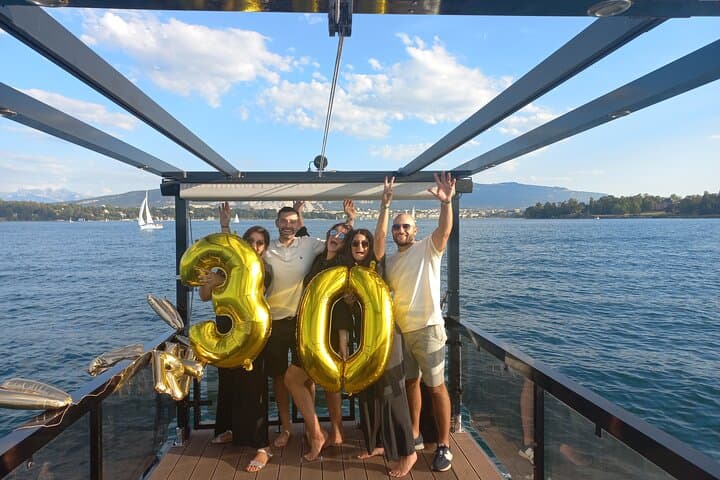 Private Lake Geneva Cruise with Aperitif — 90-Minute Geneva Boat Tour photo 4