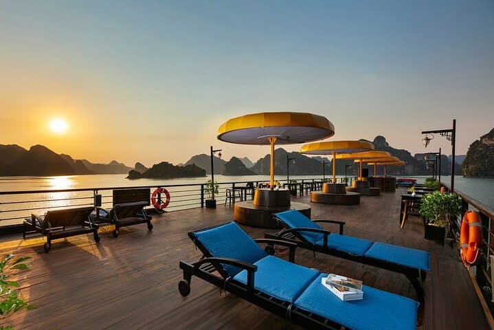 Icon Cruise Lan Ha Bay: 3-Day Halong Bay Overnight with Kayaking & Viet Hai Village photo 3