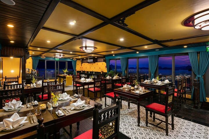 Icon Cruise Lan Ha Bay: 3-Day Halong Bay Overnight with Kayaking & Viet Hai Village photo 4