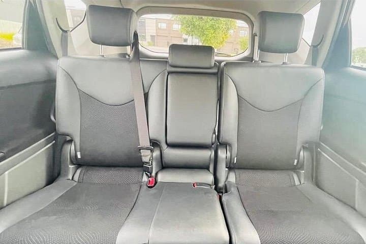 Auckland Airport Private Transfer: Deluxe Door-to-Door Service photo 2