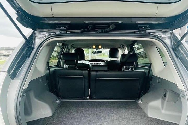 Auckland Airport Private Transfer: Deluxe Door-to-Door Service photo 3