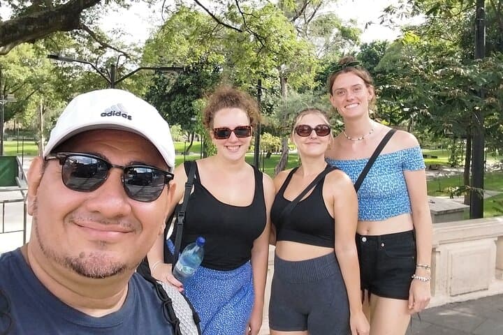 San Salvador Walking Tour: Cathedral, Kilómetro 0 & Local Eats with Dave photo 6