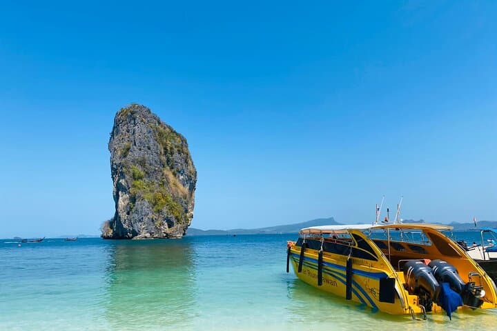 Phi Phi & 4-Island Sunset Speedboat Tour with Bioluminescent Plankton and BBQ photo 2